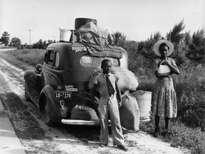 An African-American family leaves Florida for the North during the Great Depression. (MPI/Getty Images)