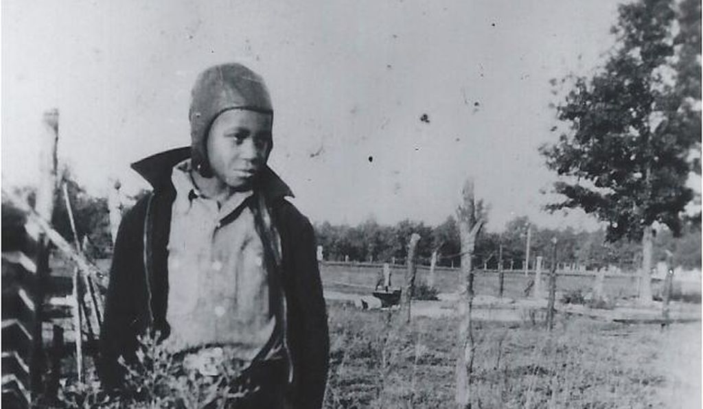 James Earl Jones. In the migration’s early years, 500 people a day fled to the North. By 1930, a tenth of the country’s black population had relocated. When it ended, nearly half lived outside the South. (James Earl Jones Collection)