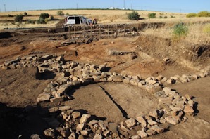 Detalhe da escavação nos Perdigões (2019). Imagem retirada de perdigoes2011.blogspot.com